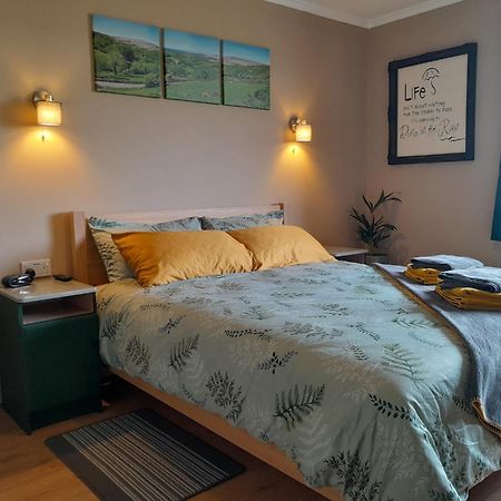Slieve Elva B&B Lisdoonvarna Exterior foto